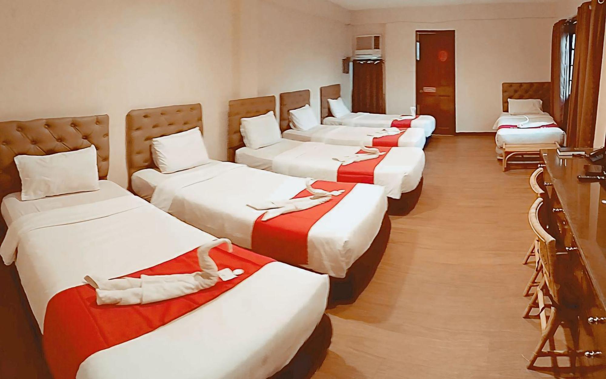 Davao City The Humbertos Hotel מראה חיצוני תמונה