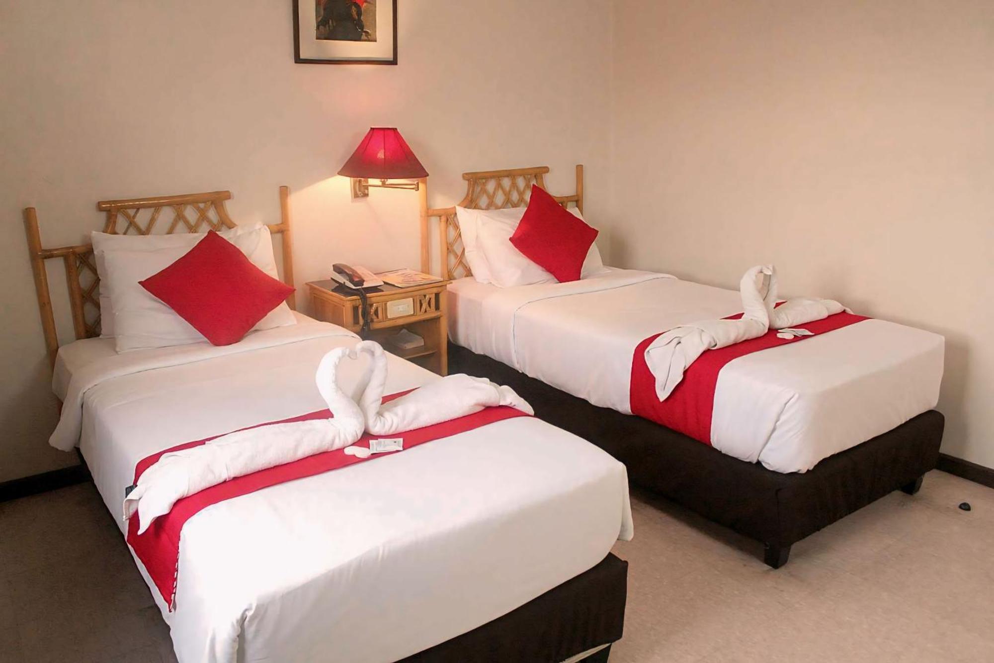 Davao City The Humbertos Hotel מראה חיצוני תמונה